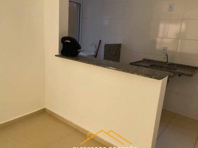 #39 - Apartamento para Venda em Pouso Alegre - MG - 3
