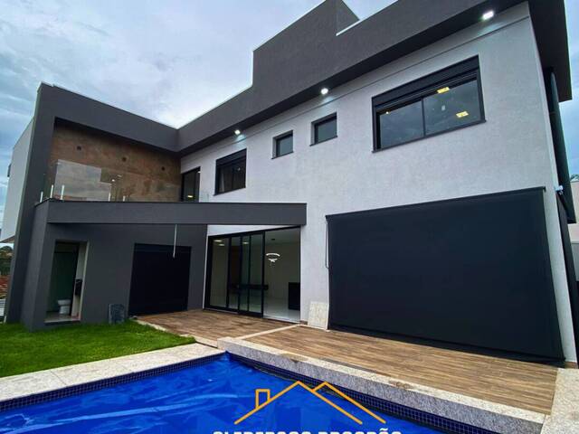 #57 - Casa para Venda em Pouso Alegre - MG