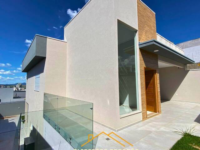 #74 - Casa para Venda em Pouso Alegre - MG - 2